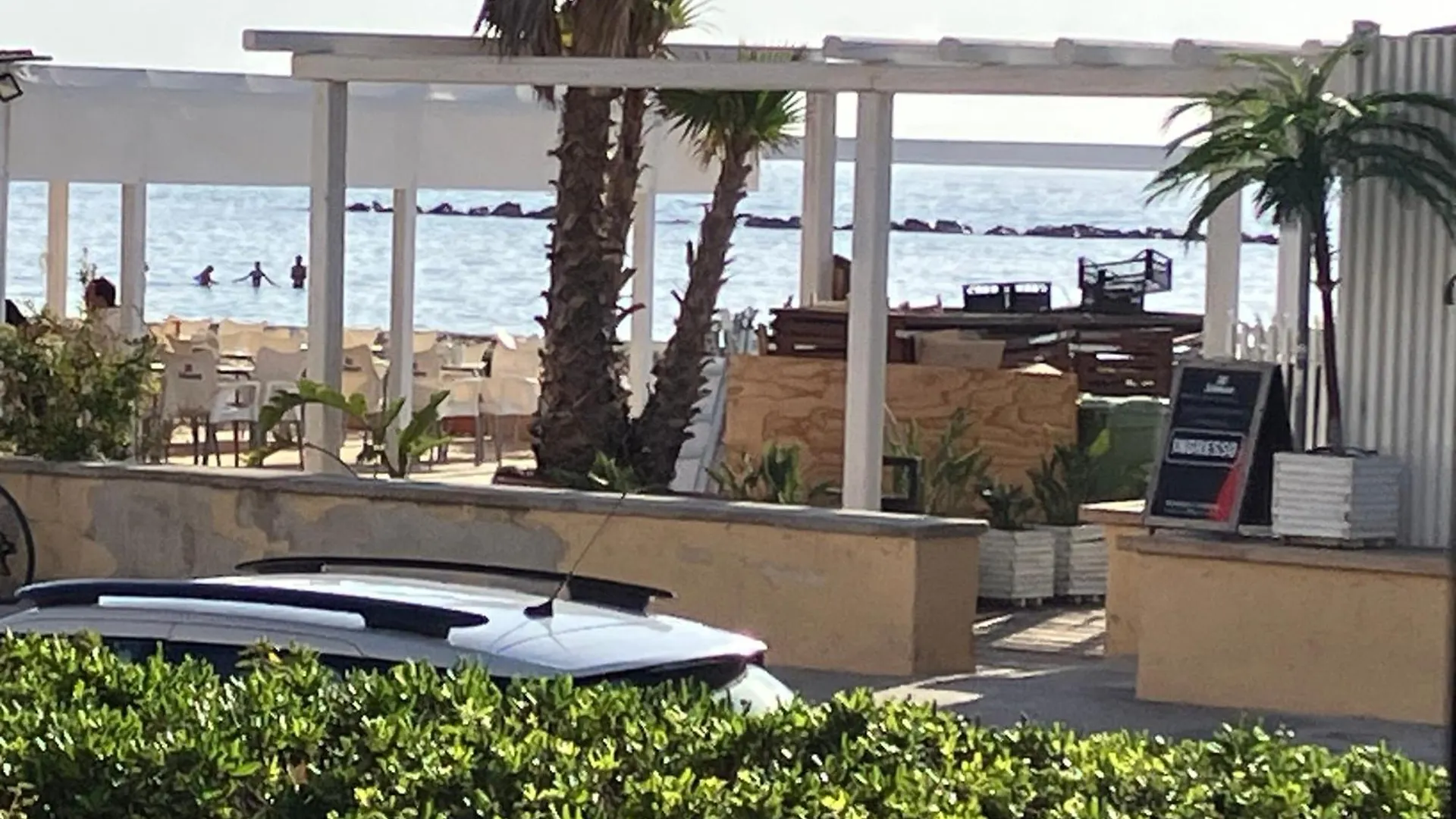 Contacten van Appartamento Fronte Spiaggia Lido